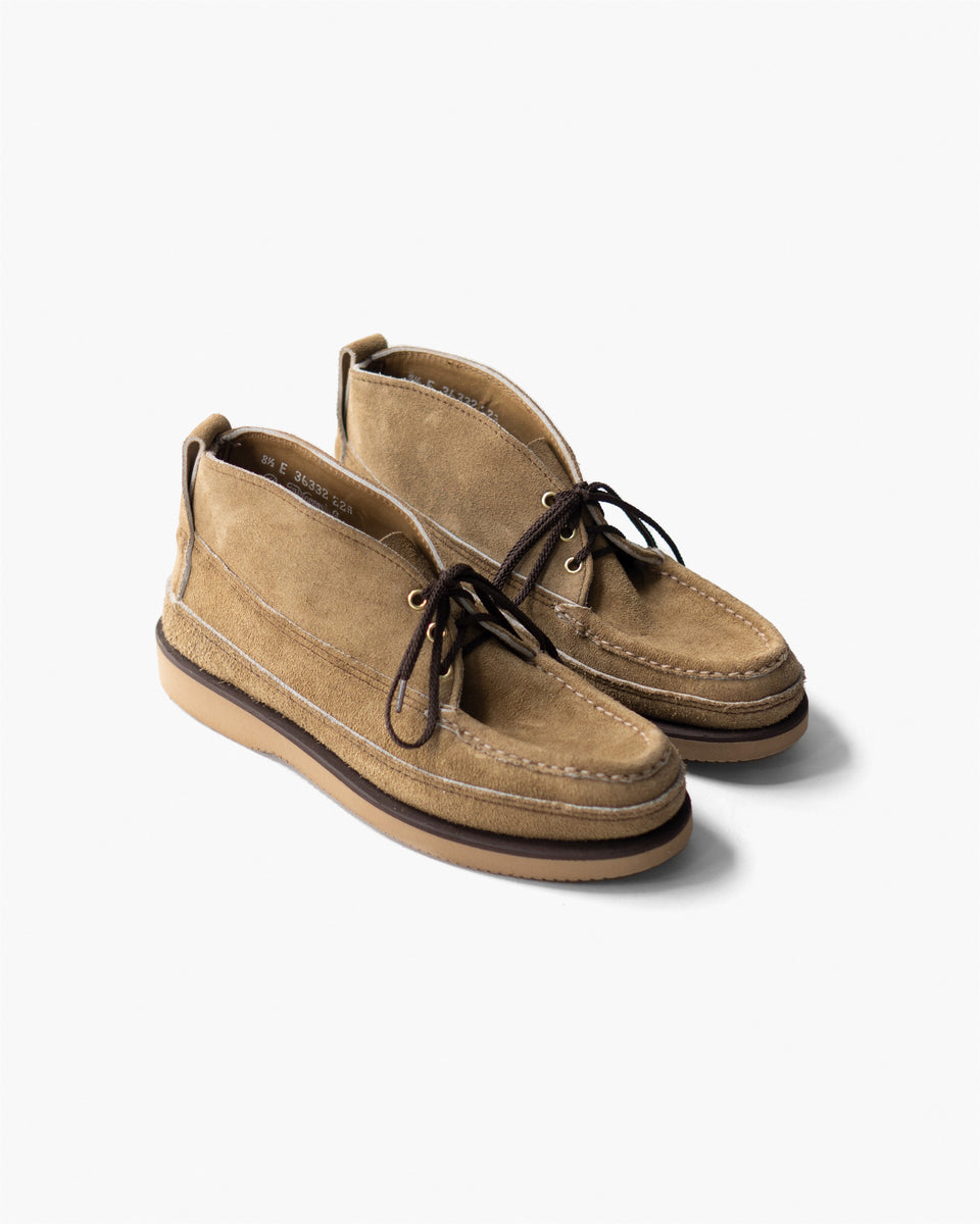 Sporting Clay Chukka 200-27W | Laramie Suede – The Signet Store