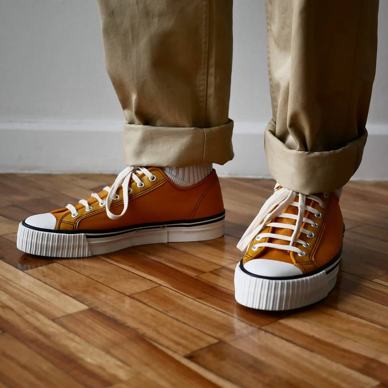 FOOTWEAR – The Signet Store