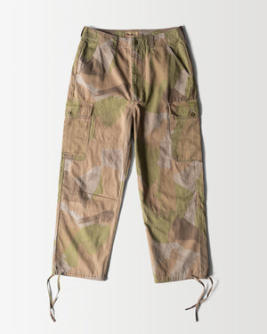 Open image in slideshow, P-52 Piped Pant Camo
