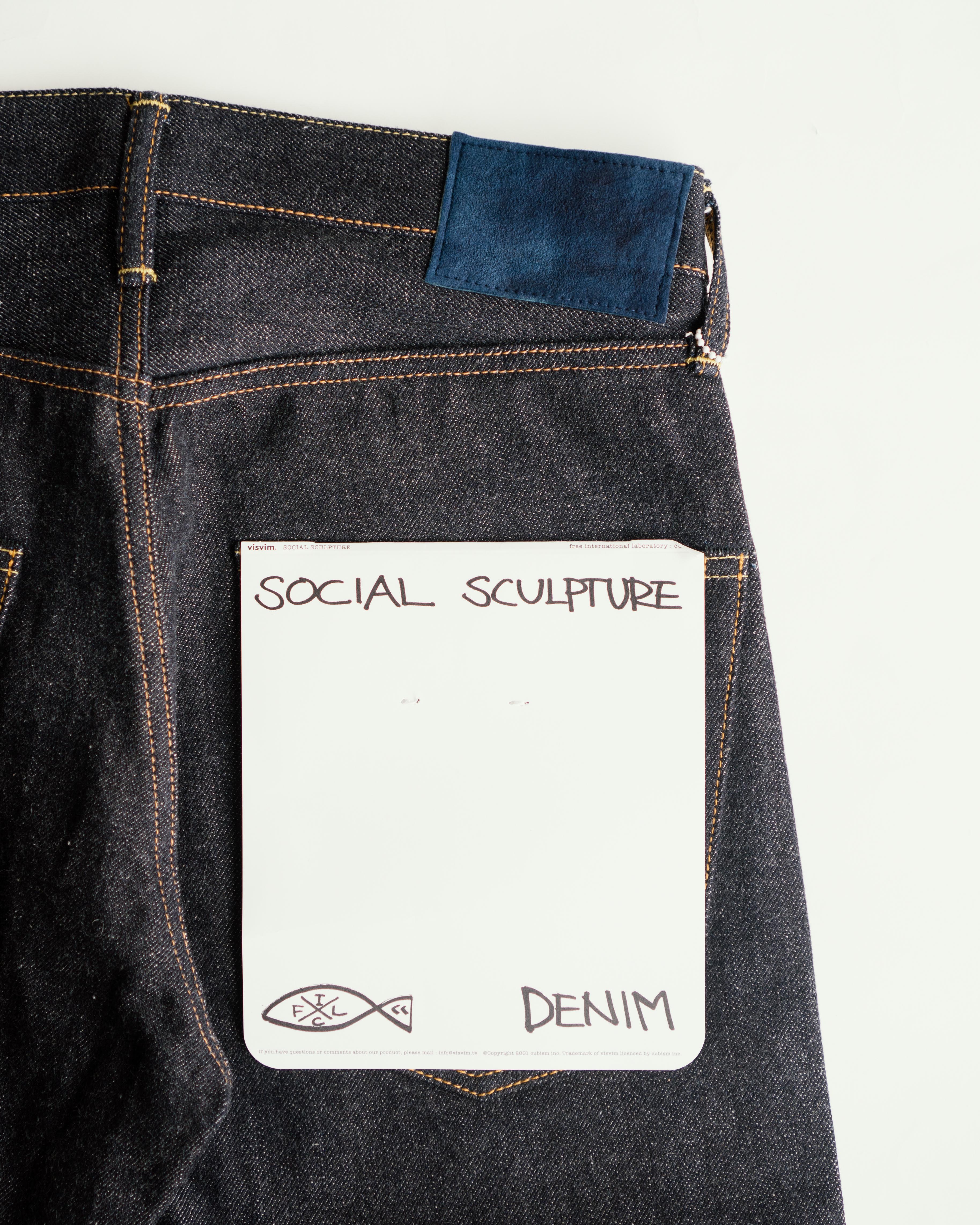 Social Sculpture 01 Slim Raw