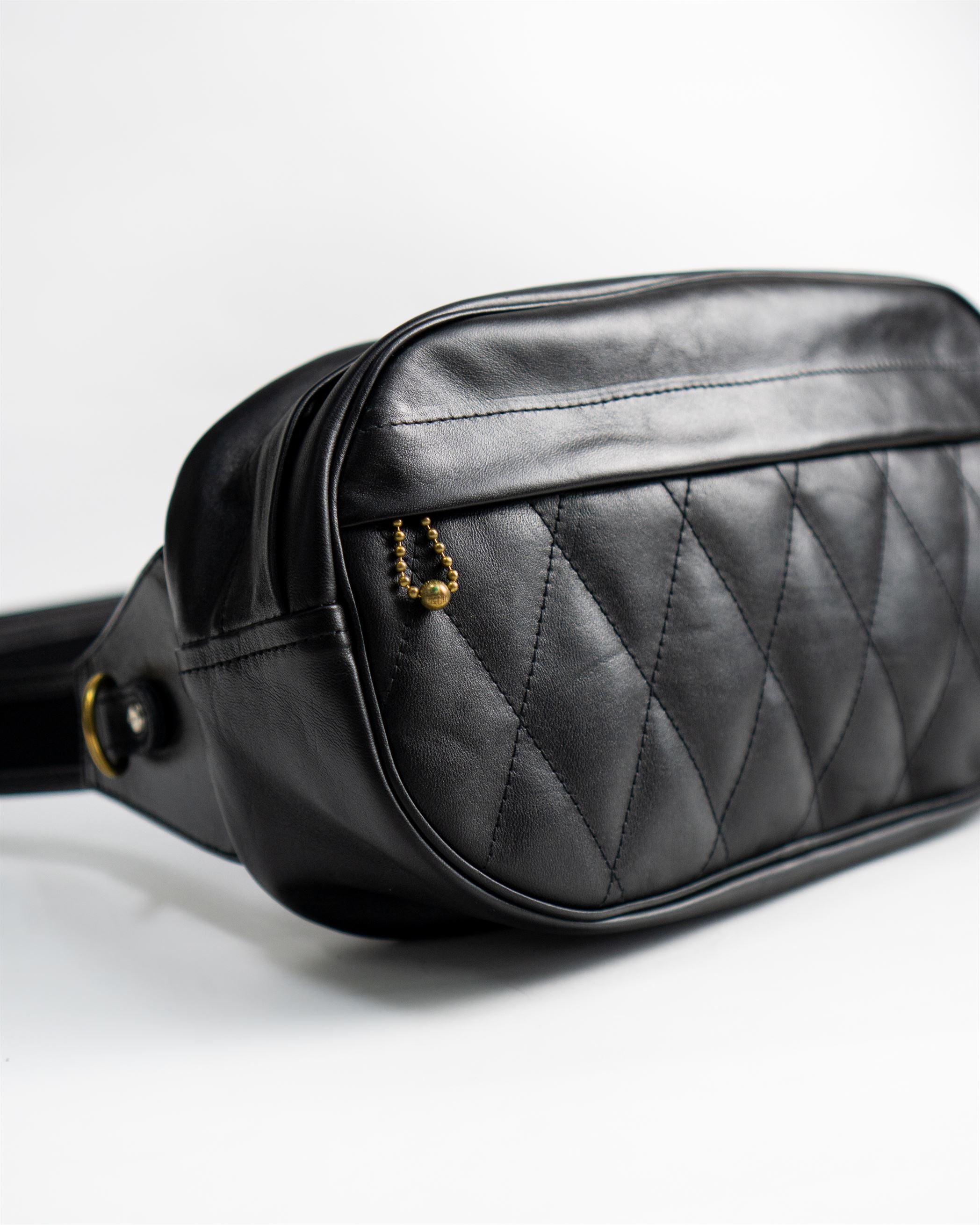 Buco Horsehide Leather Shoulder Bag | BA17111